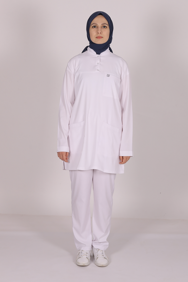 Beyaz Likralı Tesettür Scrubs Doktor Hemşire Forması Takım