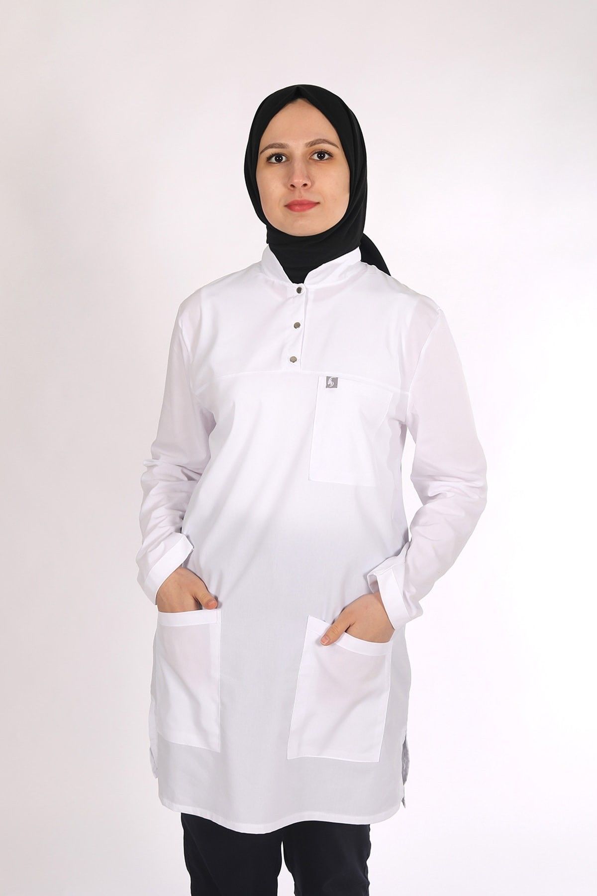 Beyaz Likralı Tesettür Scrubs Doktor Hemşire Forması Tek Üst L