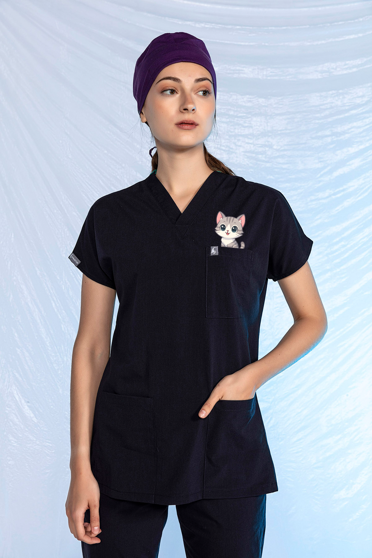 Lacivert Özel Veteriner Forması Tüy Tutmaz Sıvı İtici Baskılı Scrubs Takım Unisex