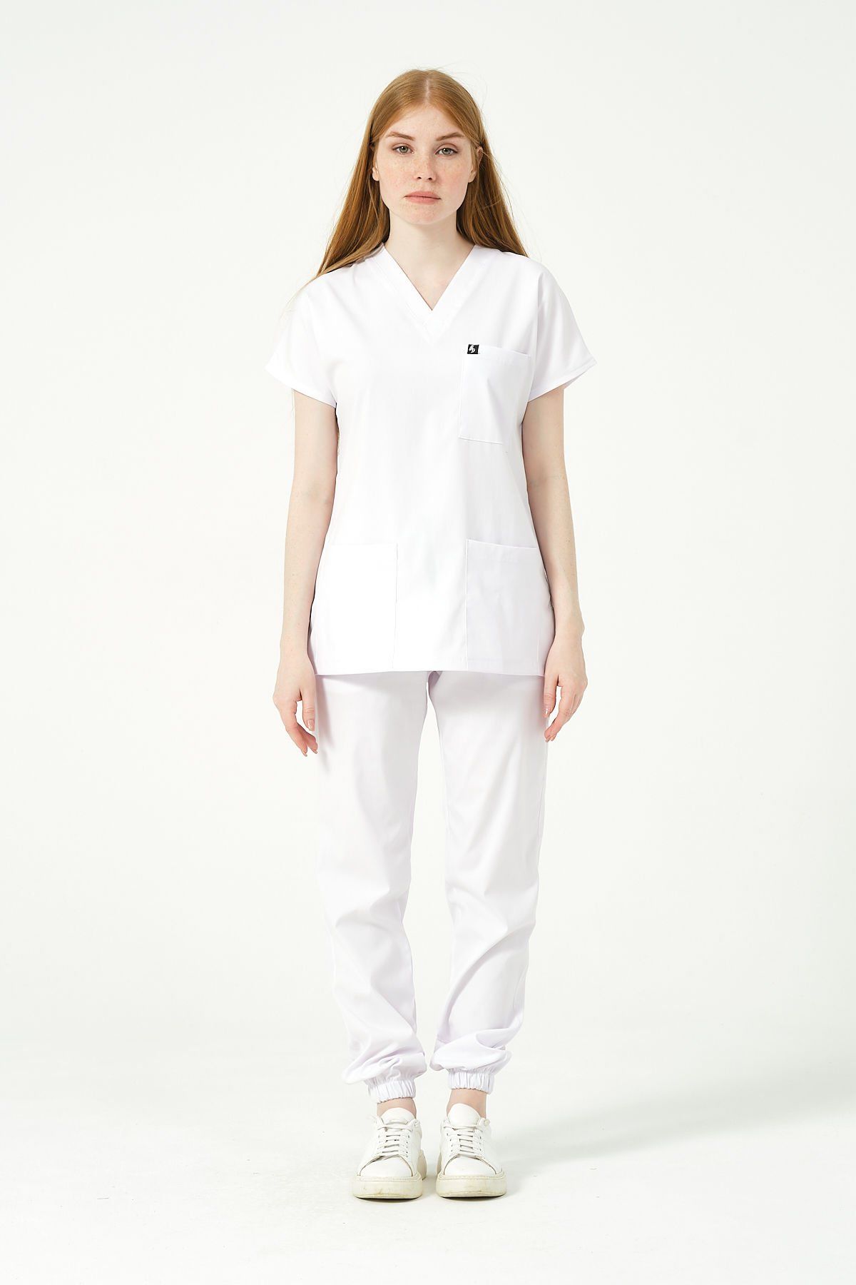 Beyaz Likralı Scrubs Jogger Paça Doktor Hemşire Forması Yarasa Kol Takım Unisex