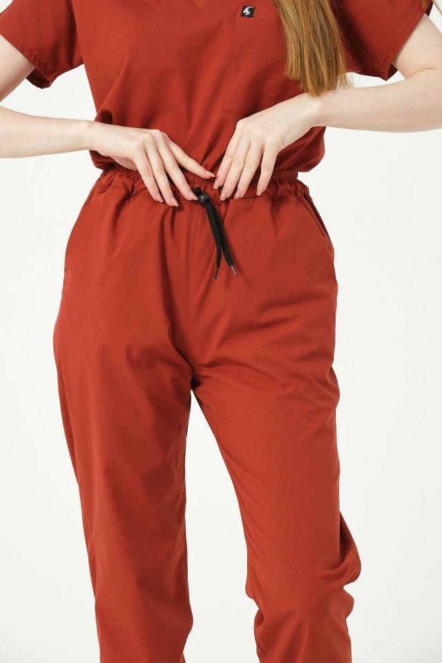 Kiremit Likralı Scrubs Jogger Paça Doktor Hemşire Forması Yarasa Kol Takım Unisex