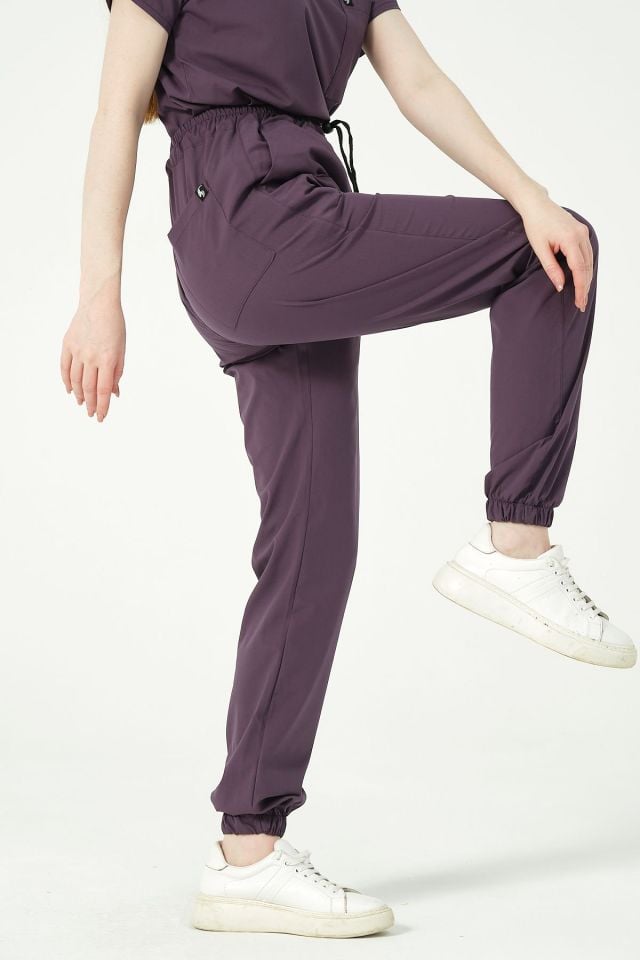 Mürdüm Likralı Scrubs Jogger Paça Doktor Hemşire Forması Yarasa Kol Takım Unisex