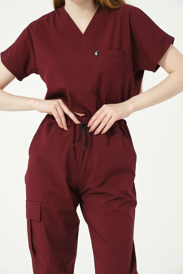Bordo Likralı Scrubs Kargo Cep Doktor Hemşire Forması Yarasa Kol Takım Unisex
