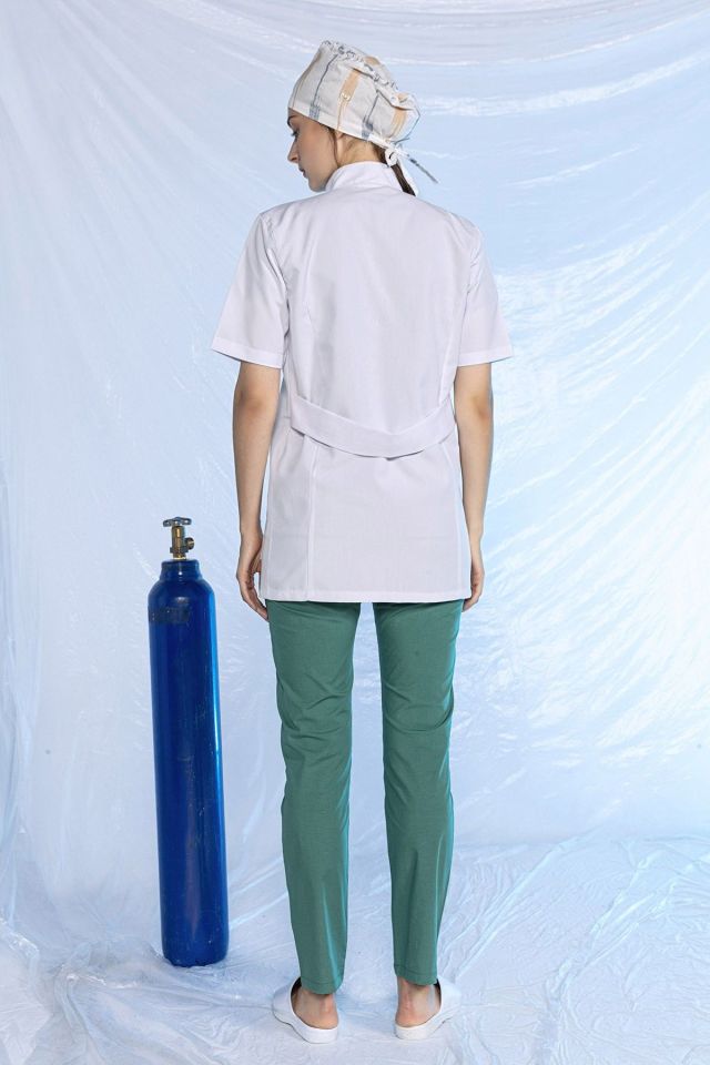 Beyaz Doktor Öğretmen Öğrenci Laboratuvar Önlüğü Kısa Kol Hakim Yaka Kadın XXL