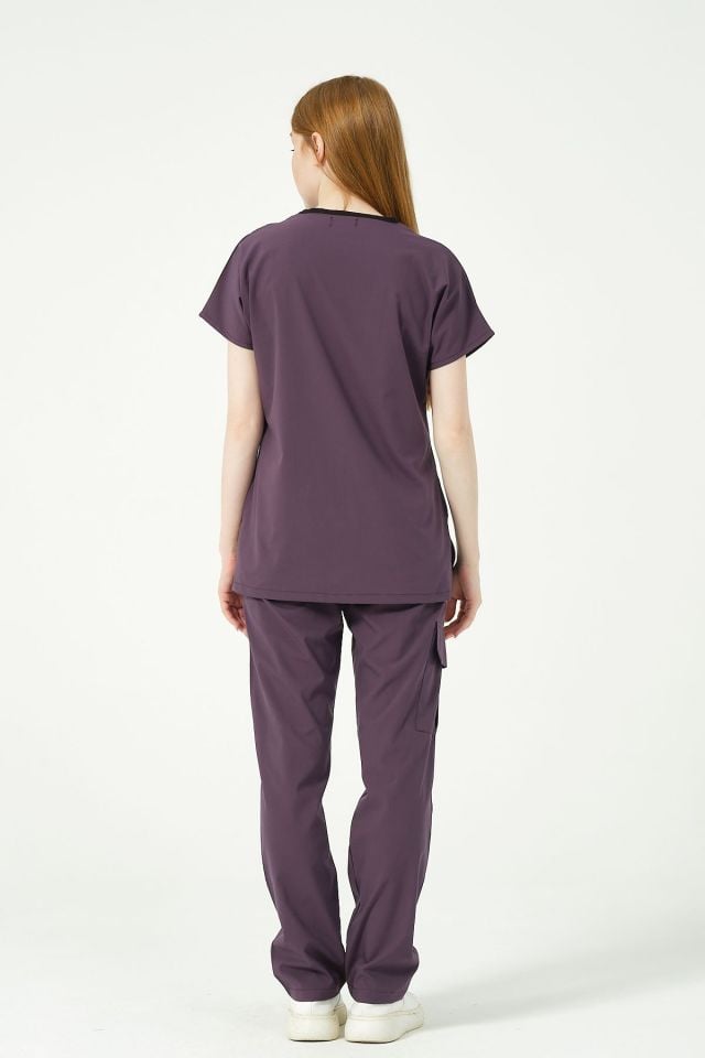 Mürdüm Likralı Scrubs Kargo Cep Doktor Hemşire Forması Yarasa Kol Takım Unisex