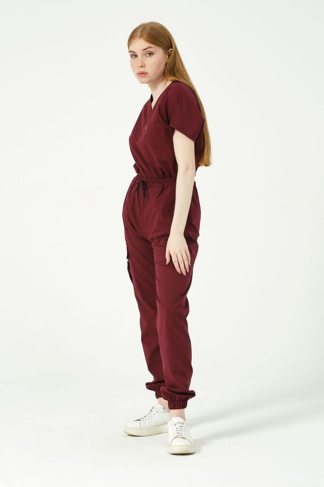 Bordo Likralı Scrubs Kargo Cep Jogger Paça Doktor Hemşire Forması Yarasa Kol Takım Unisex