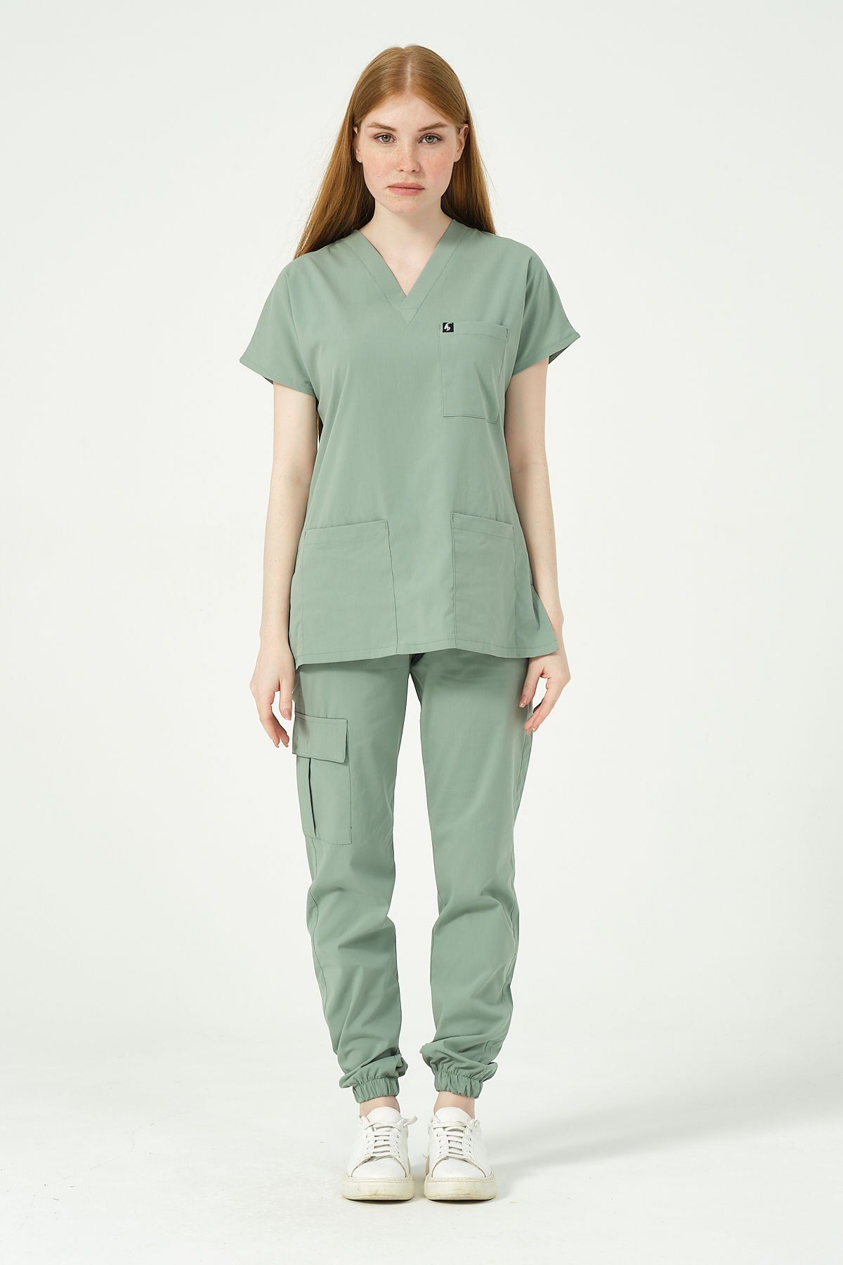 Çağla Yeşili Likralı Scrubs Kargo Cep Jogger Paça Doktor Hemşire Forması Yarasa Kol Takım Unisex