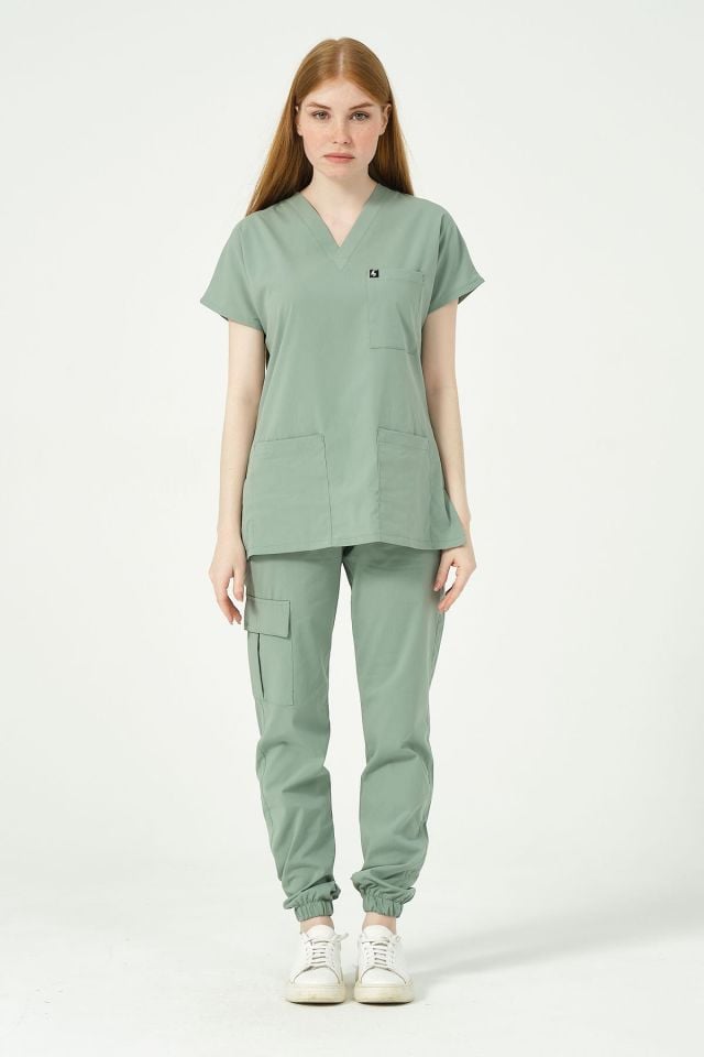 Çağla Yeşili Likralı Scrubs Kargo Cep Jogger Paça Doktor Hemşire Forması Yarasa Kol Takım Unisex S