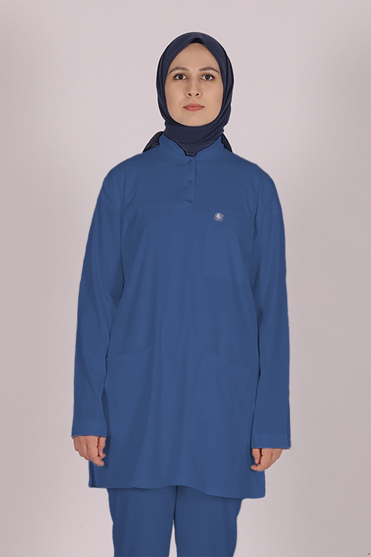İndigo Likralı Tesettür Scrubs Doktor Hemşire Forması Tek Üst 2XL