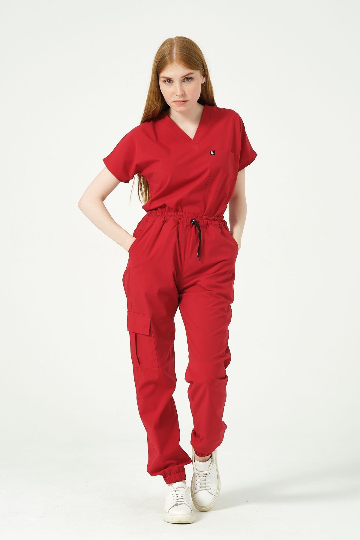 Kırmızı Likralı Scrubs Kargo Cep Jogger Paça Doktor Hemşire Forması Yarasa Kol Takım Unisex XS