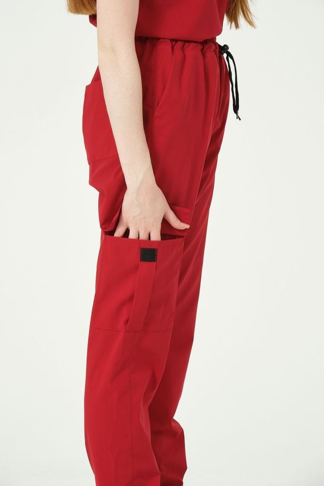 Kırmızı Likralı Scrubs Kargo Cep Jogger Paça Doktor Hemşire Forması Yarasa Kol Takım Unisex XS