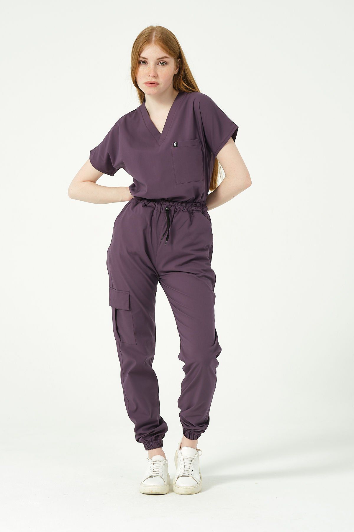 Mürdüm Likralı Scrubs Kargo Cep Jogger Paça Doktor Hemşire Forması Yarasa Kol Takım Unisex 2XS