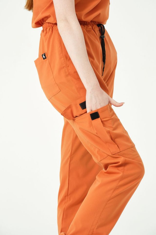 Somon Likralı Scrubs Kargo Cep Jogger Paça Doktor Hemşire Forması Yarasa Kol Takım Unisex