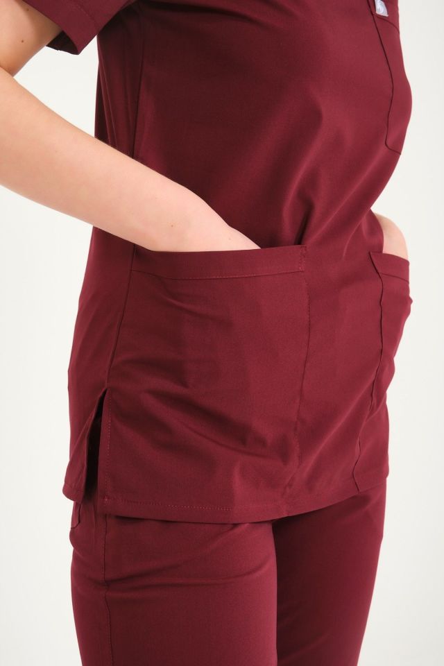 Bordo Likralı Zarf Yaka Scrubs Doktor Hemşire Forması Tek Üst XS