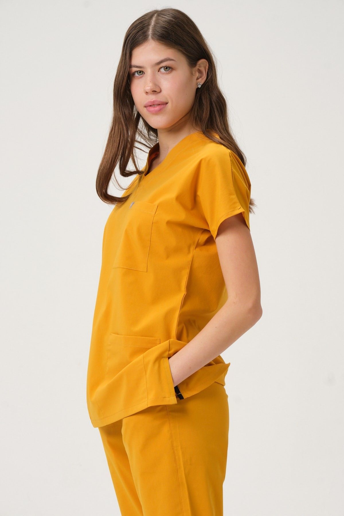 Hardal Likralı Scrubs Doktor Hemşire Forması Yarasa Kol Takım Unisex XS