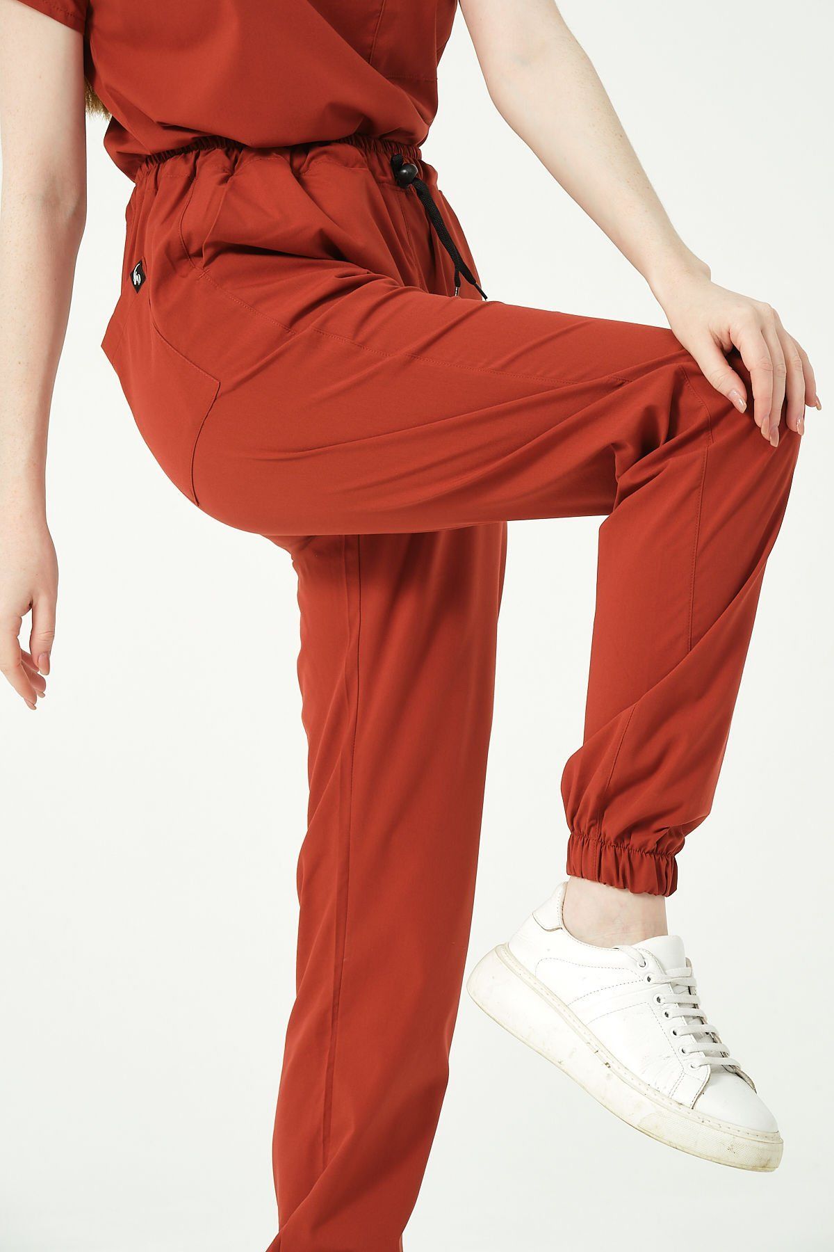 Kiremit Likralı Jogger Paça Doktor Hemşire Forması Tek Alt Unisex