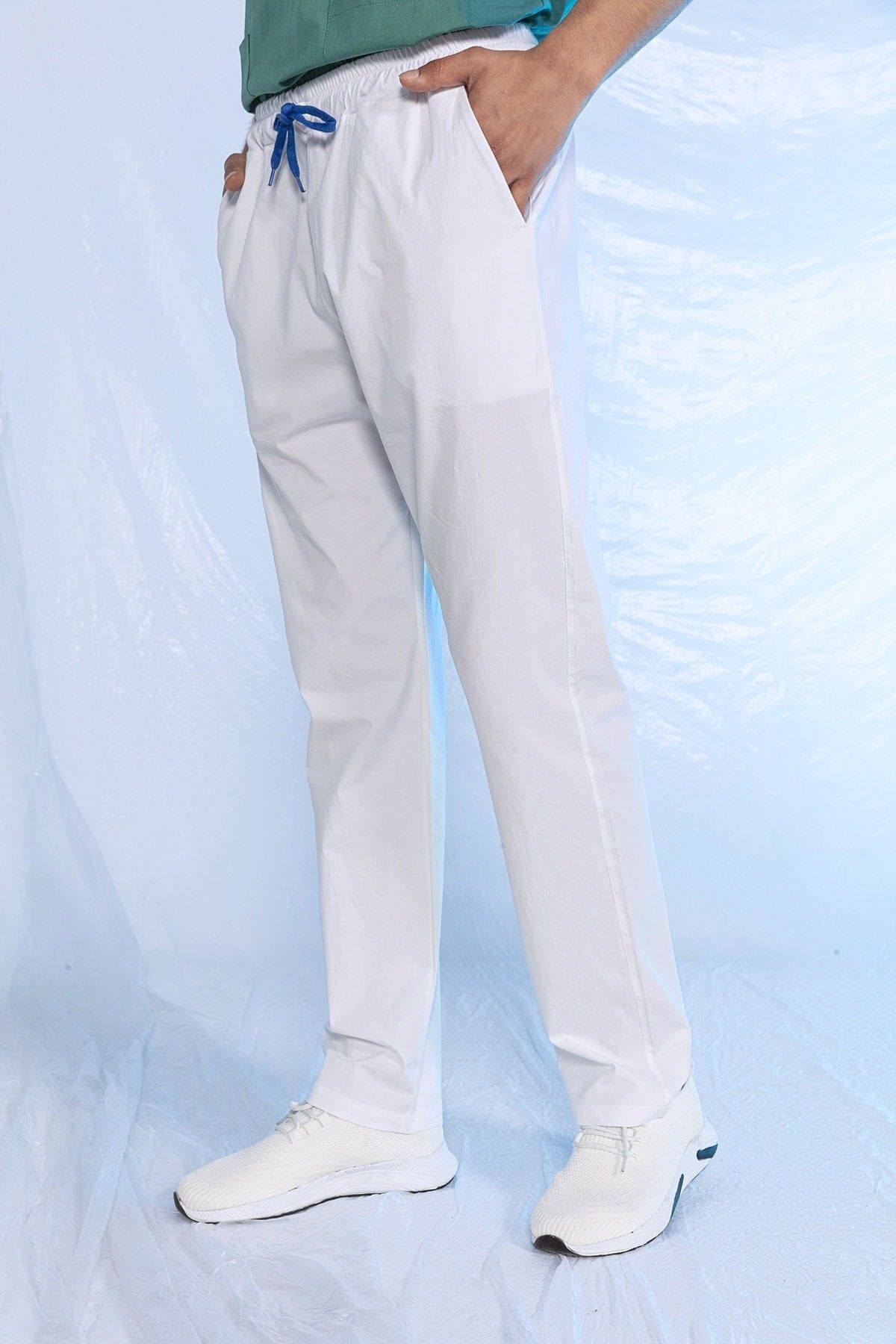 Beyaz Likralı Tek Alt Doktor Hemşire Forması XL