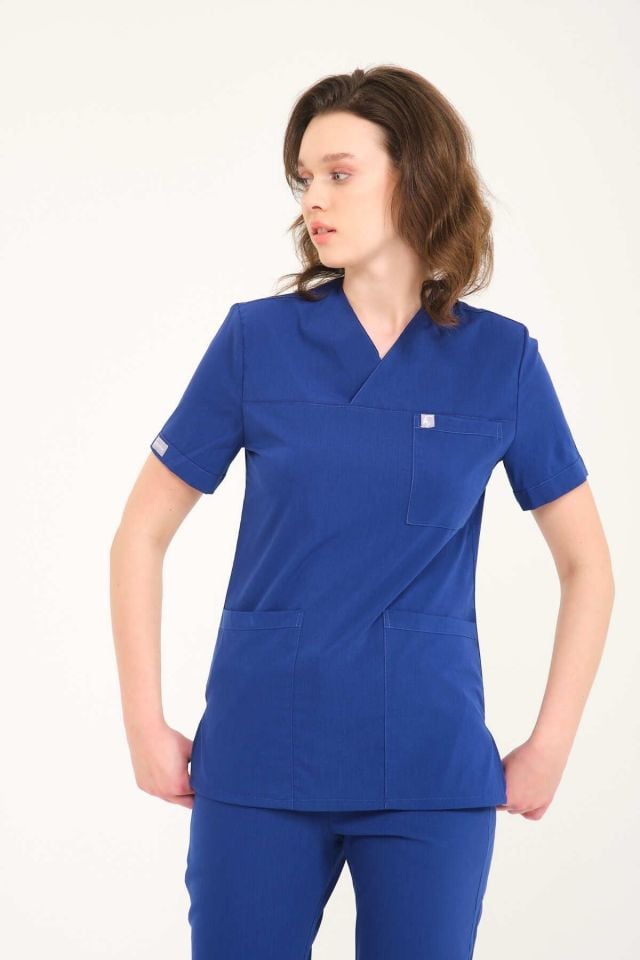 Saks Mavi Likralı Zarf Yaka Scrubs Doktor Hemşire Forması Takım