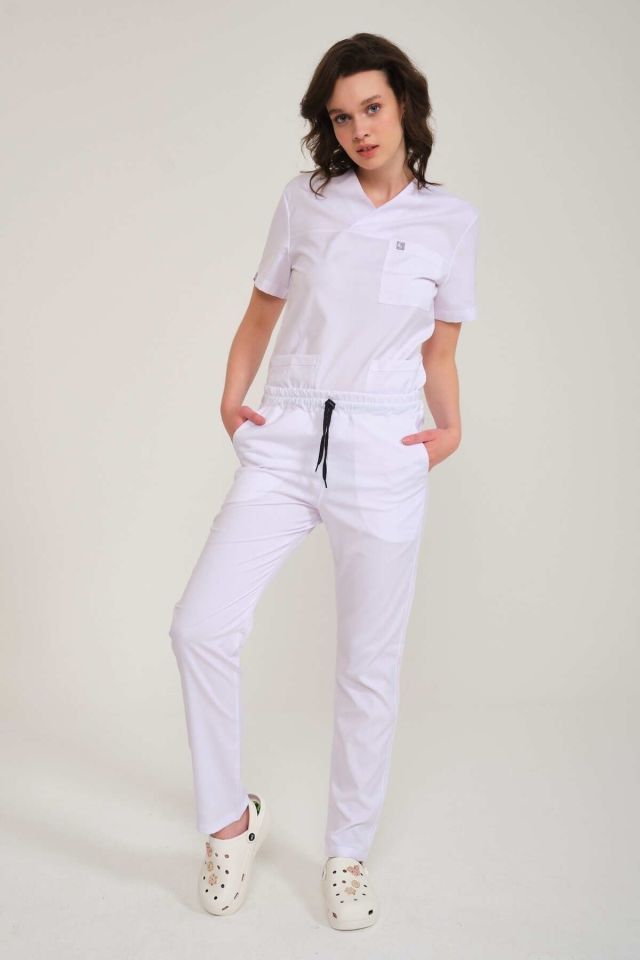 Beyaz Likralı Zarf Yaka Scrubs Doktor Hemşire Forması Takım