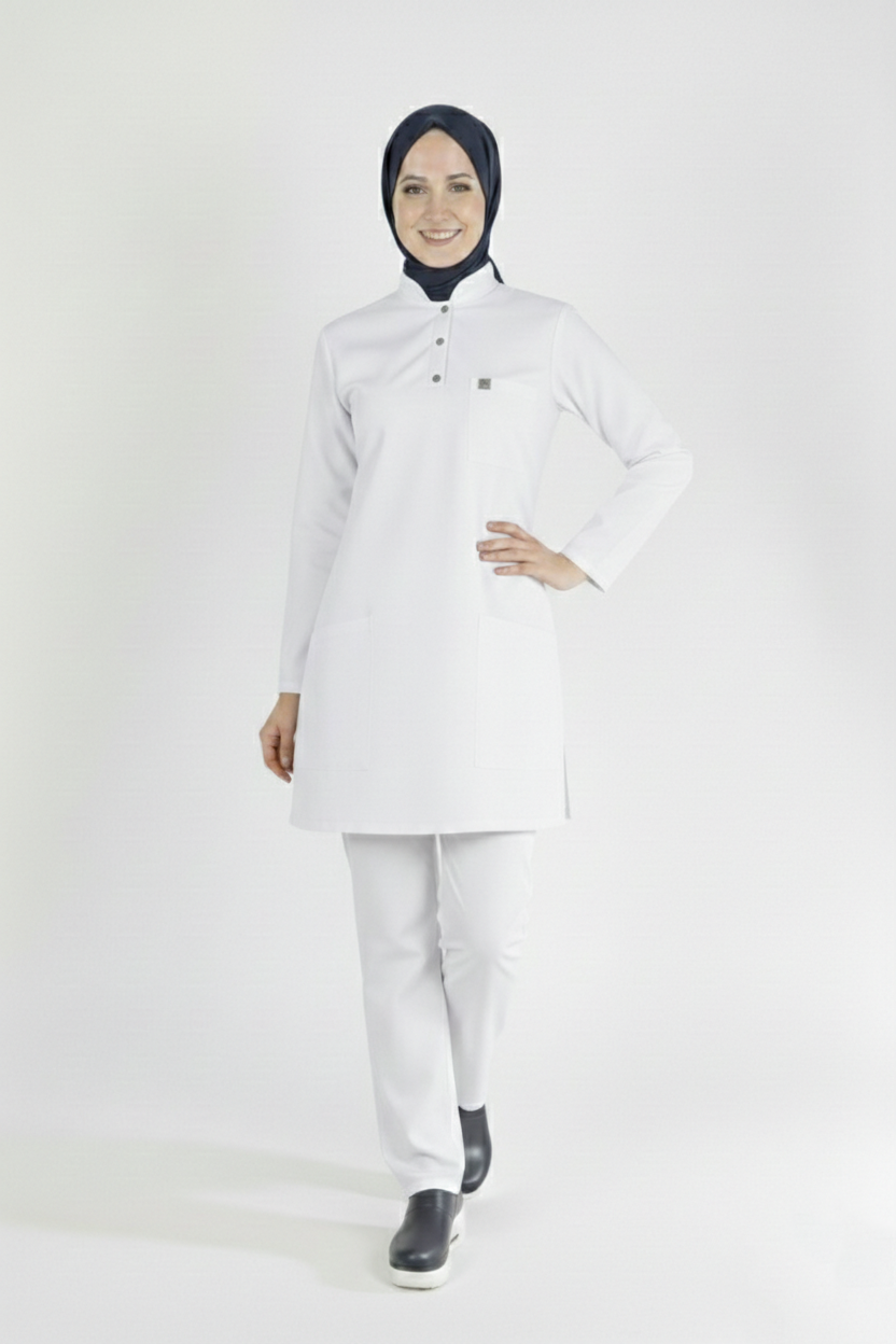 Beyaz Likralı Tesettür Scrubs Doktor Hemşire Forması Takım