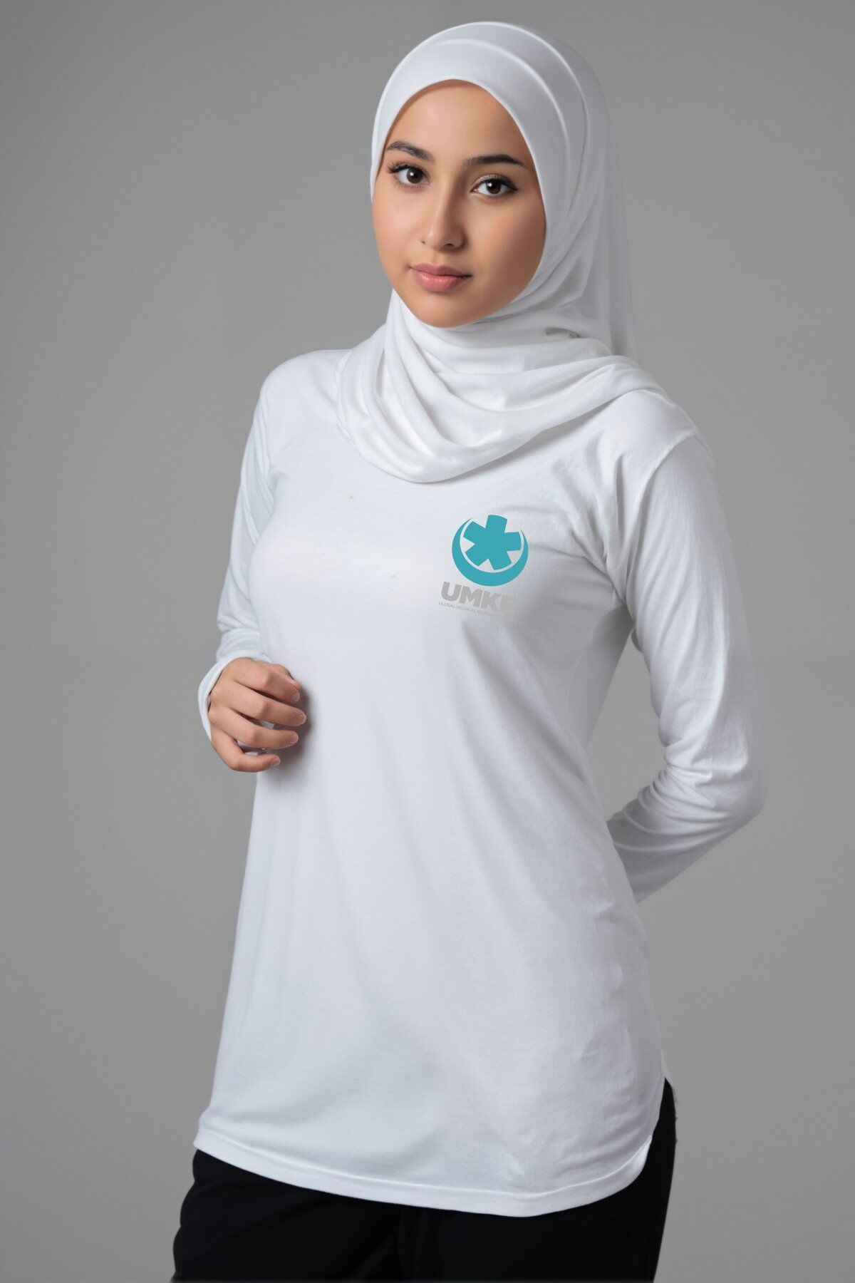 Beyaz UMKE Tesettür Bisiklet Yaka Uzun Boy Penye Tişört