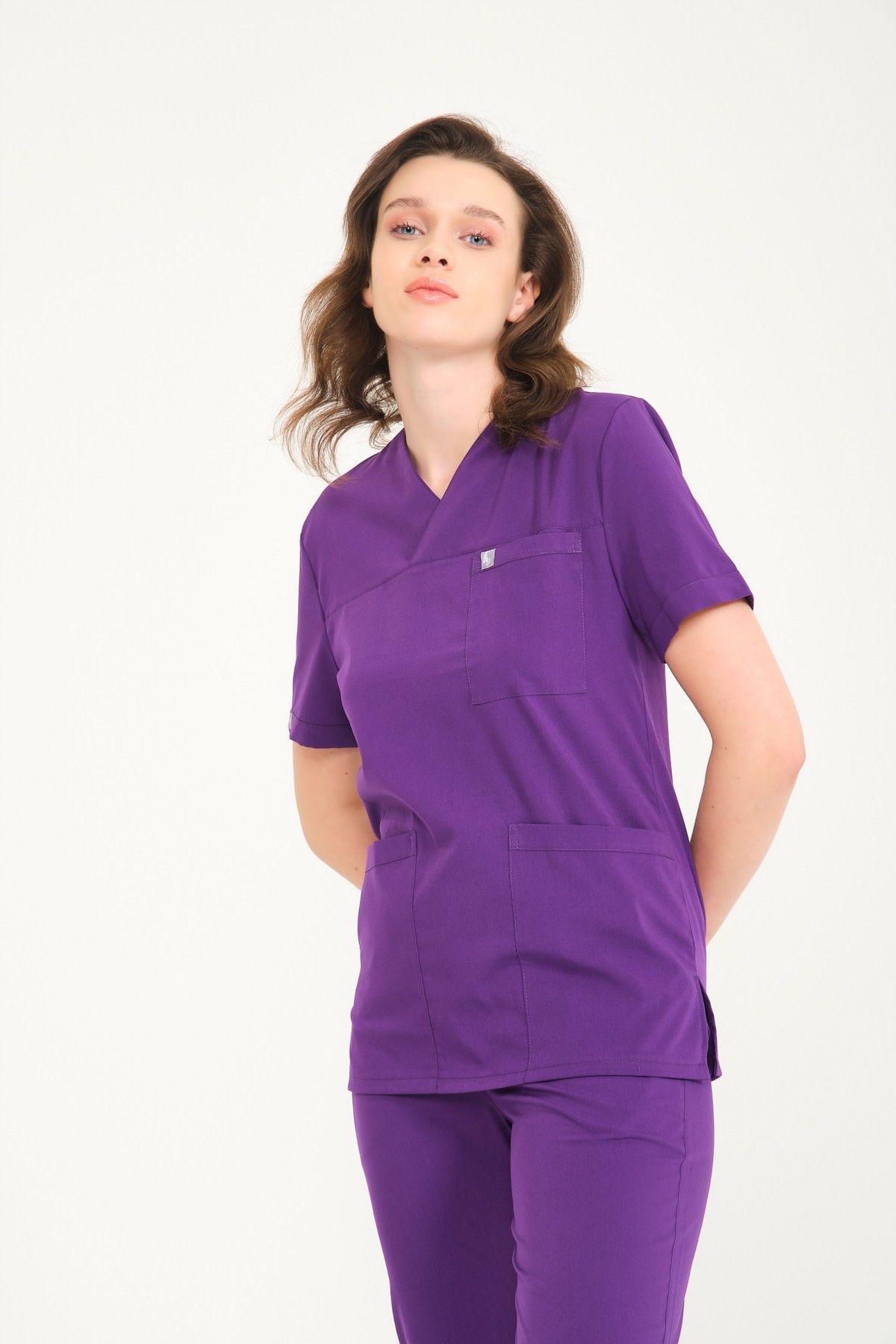 Mor Likralı Zarf Yaka Scrubs Doktor Hemşire Forması Takım 2XL