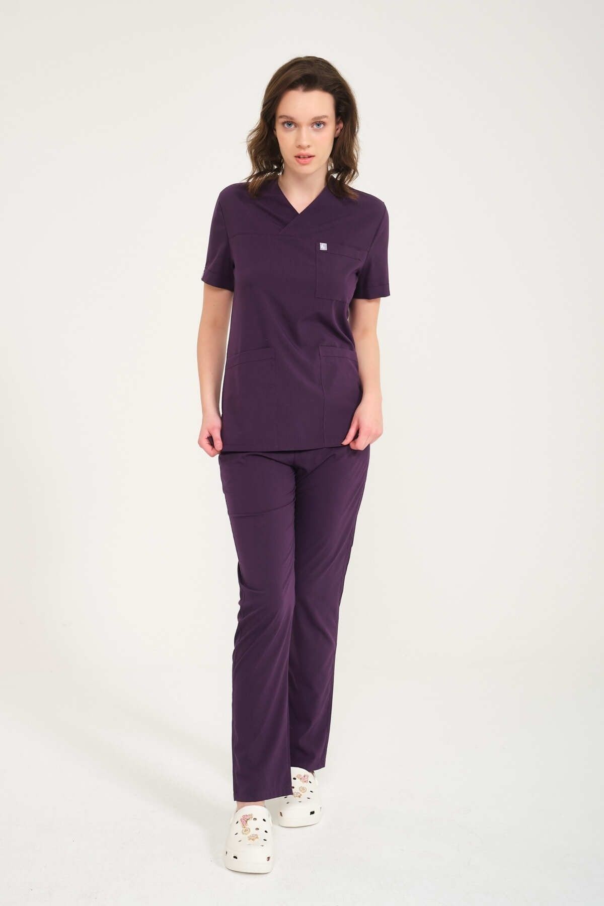 Koyu Mor Likralı Zarf Yaka Scrubs Doktor Hemşire Forması Takım 2XL
