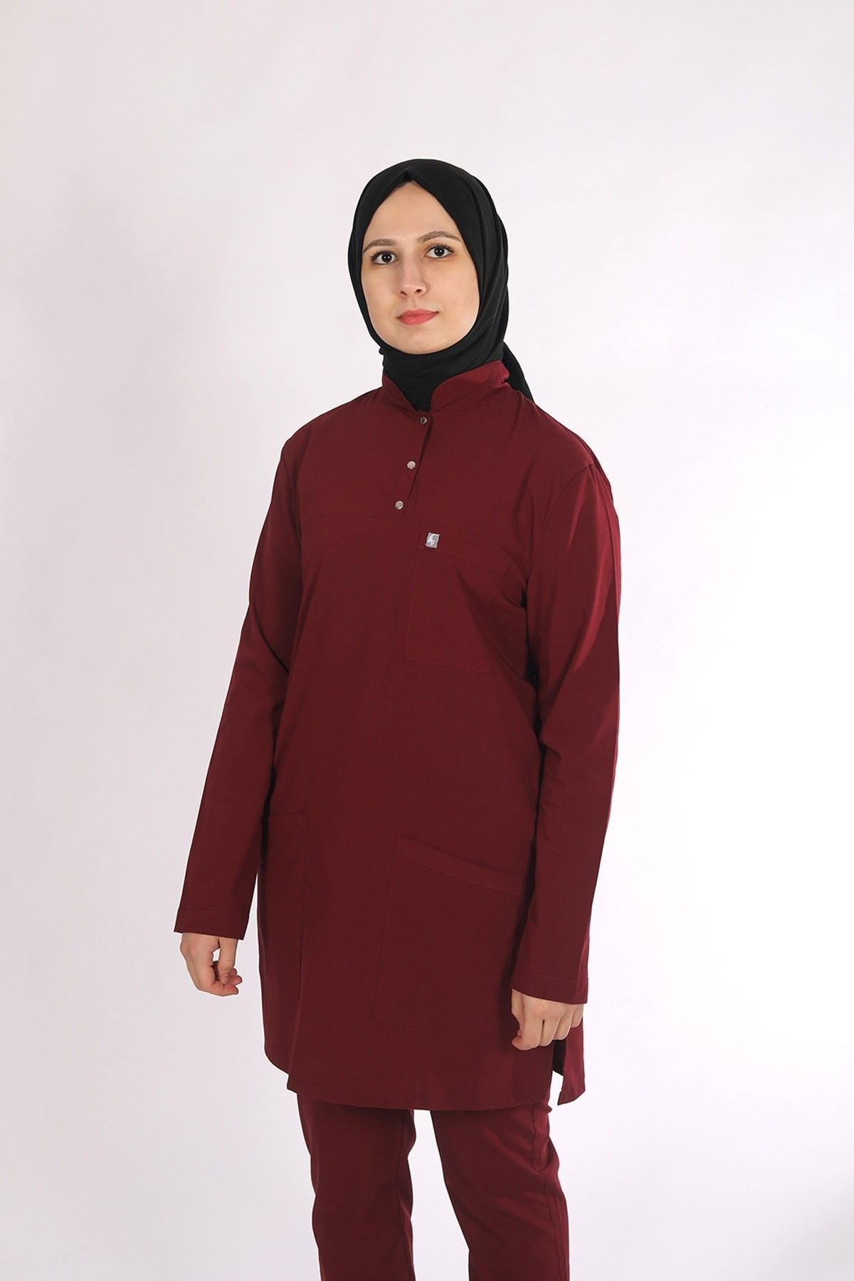 Bordo Likralı Tesettür Scrubs Doktor Hemşire Forması Tek Üst L